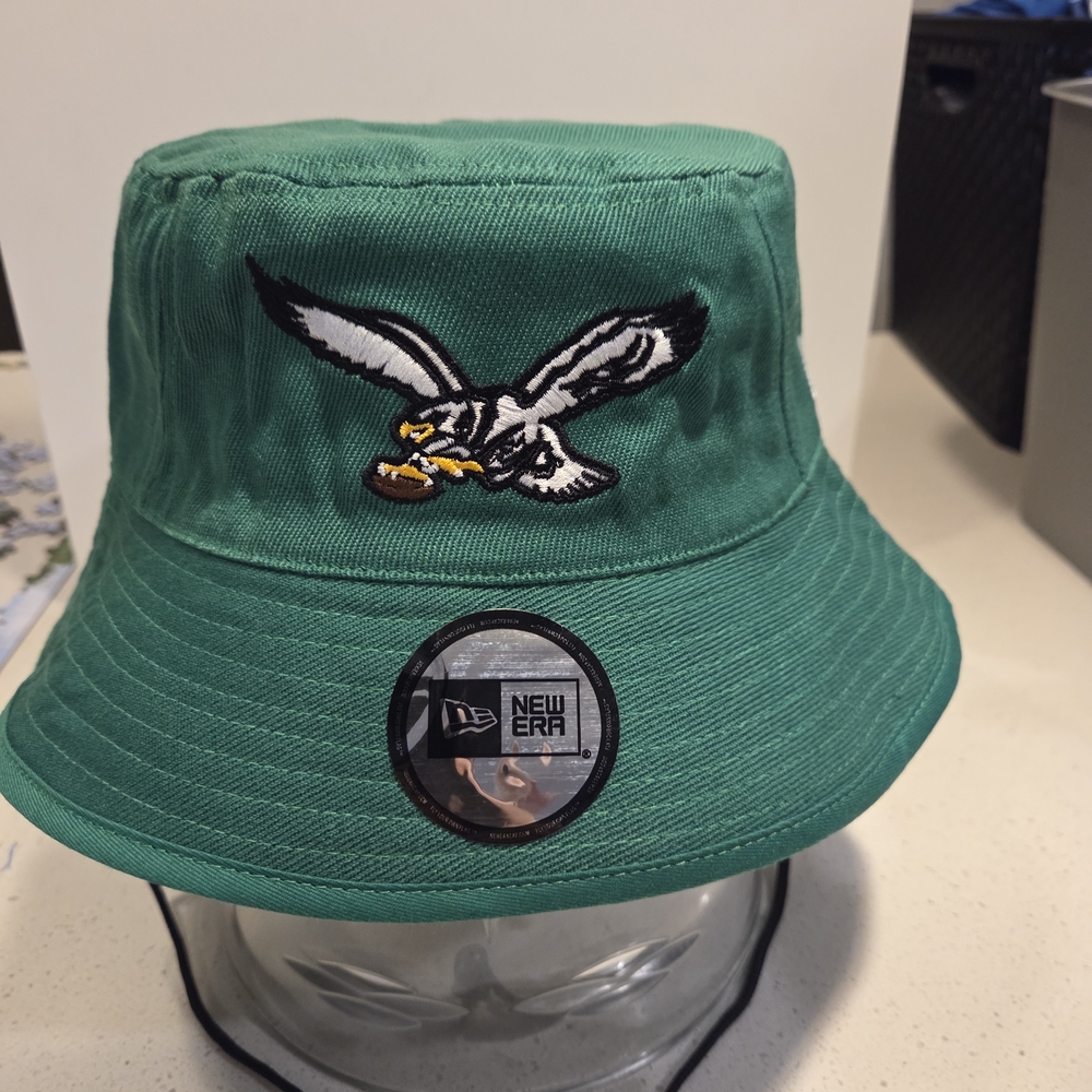 New Era Green Bucket Hat with Embroidered Eagle Patch